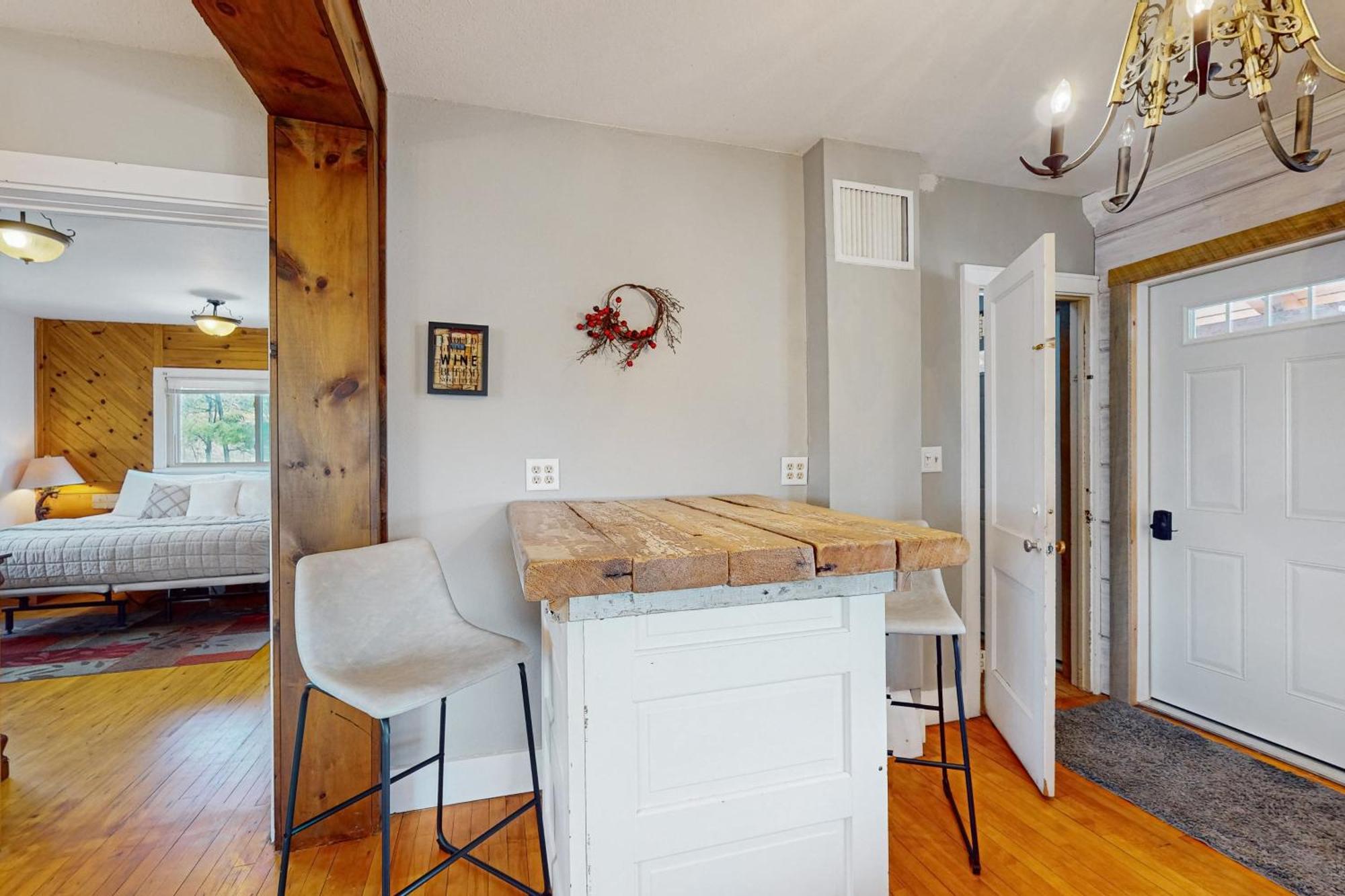 The Brandy Manhattan Villa Arbor Vitae Exterior photo