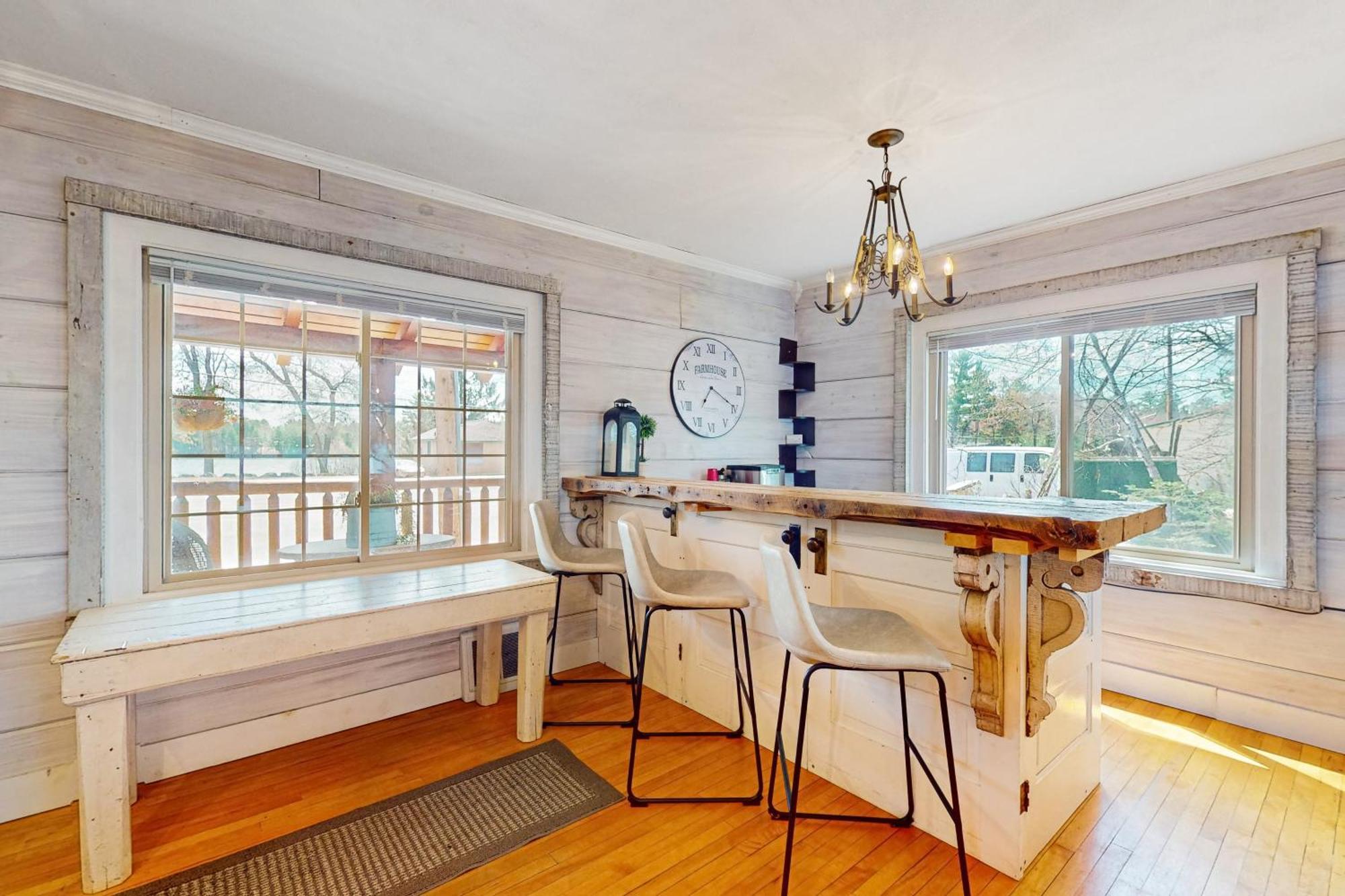 The Brandy Manhattan Villa Arbor Vitae Exterior photo